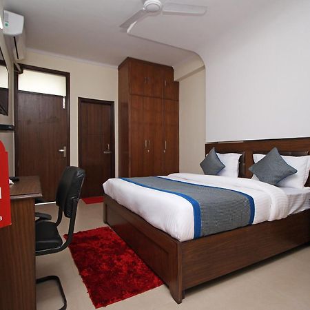 Hotel O Surya Palace New Delhi Luaran gambar