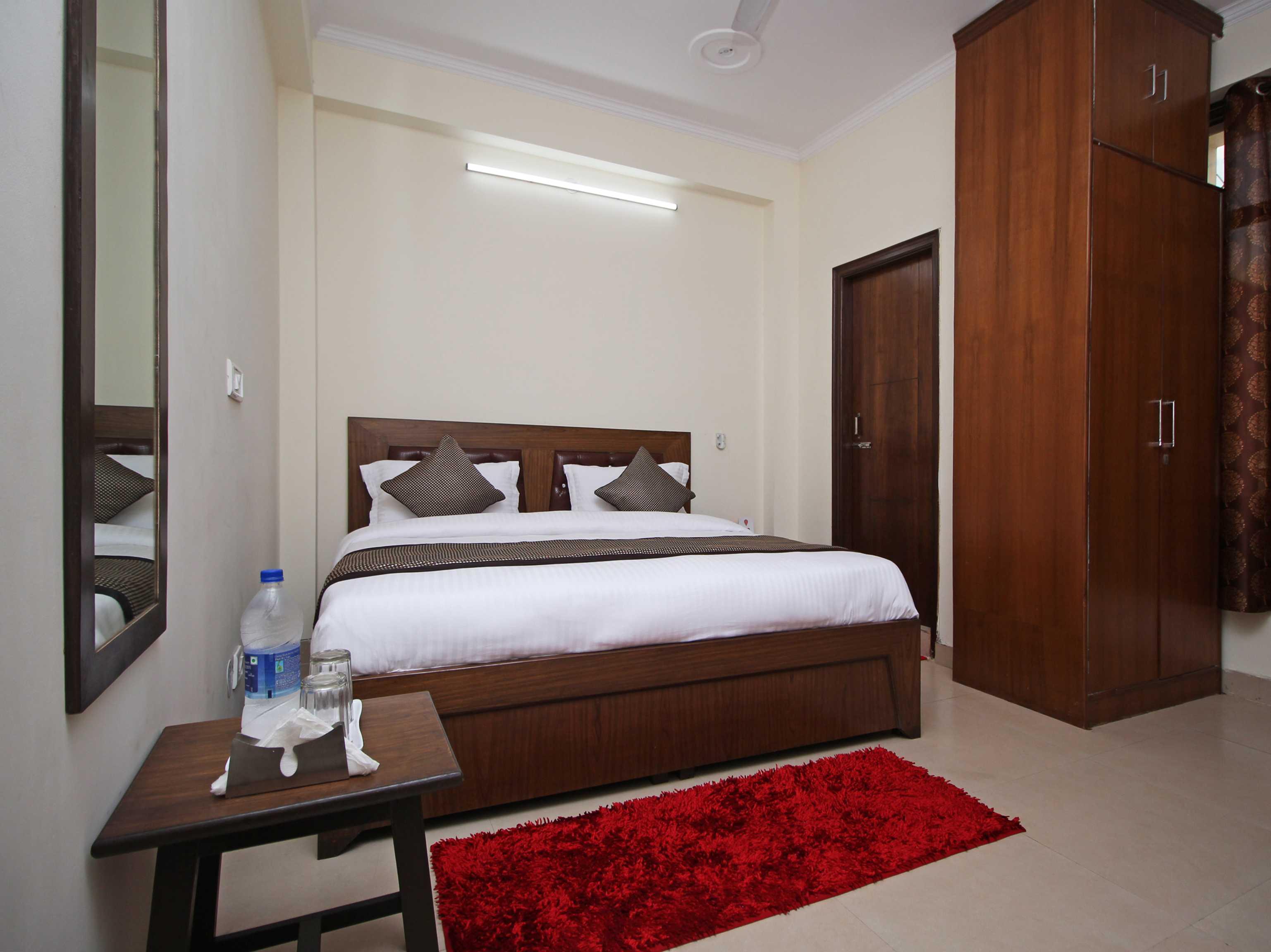 Hotel O Surya Palace New Delhi Luaran gambar
