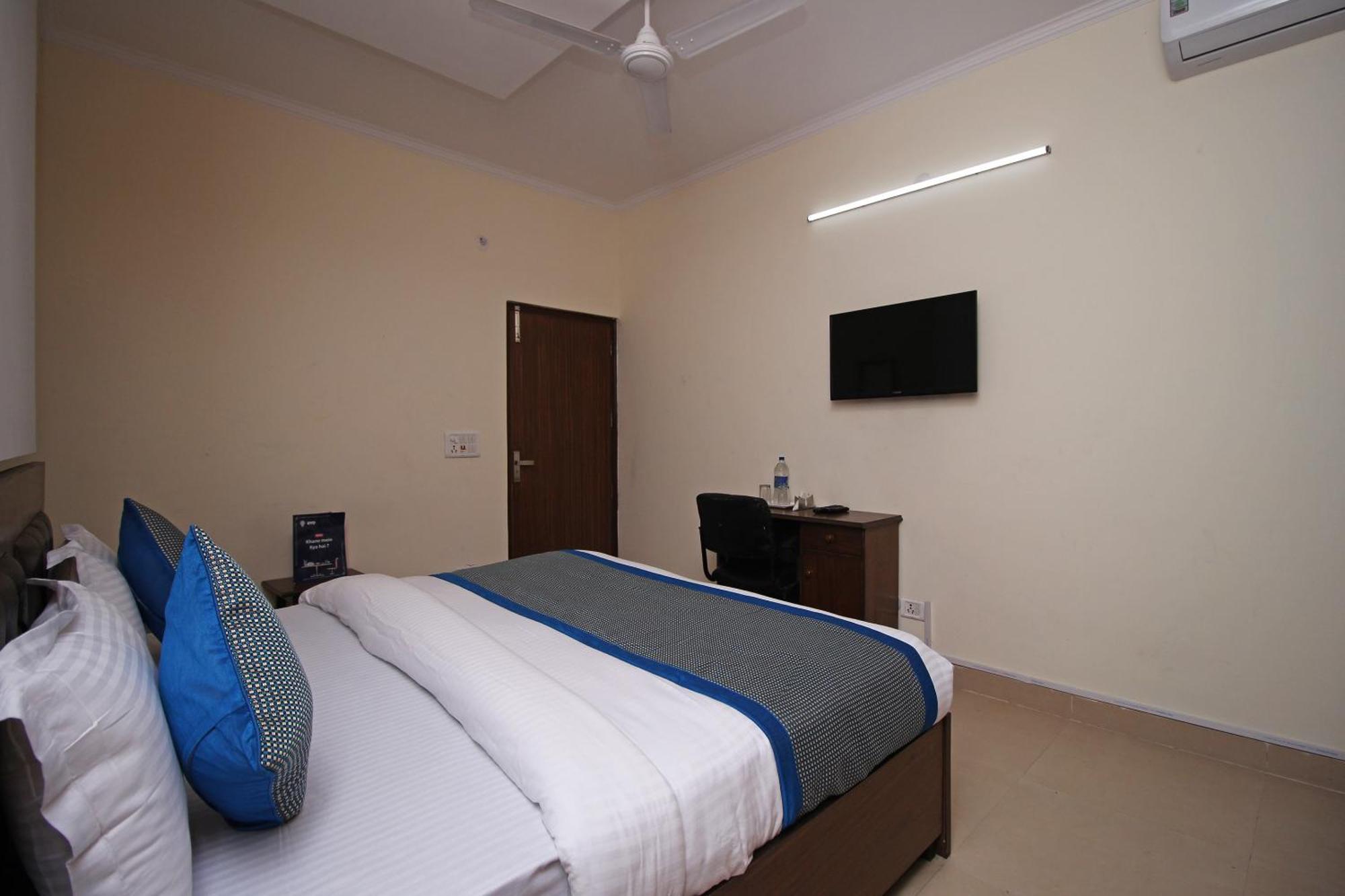 Hotel O Surya Palace New Delhi Luaran gambar